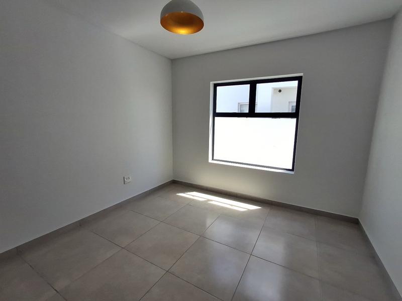 3 Bedroom Property for Sale in Britannia Bay Western Cape